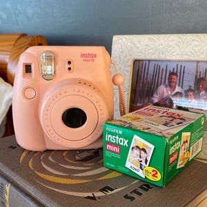 Pink Instax Fujifilm Mini 8 Instant Camera